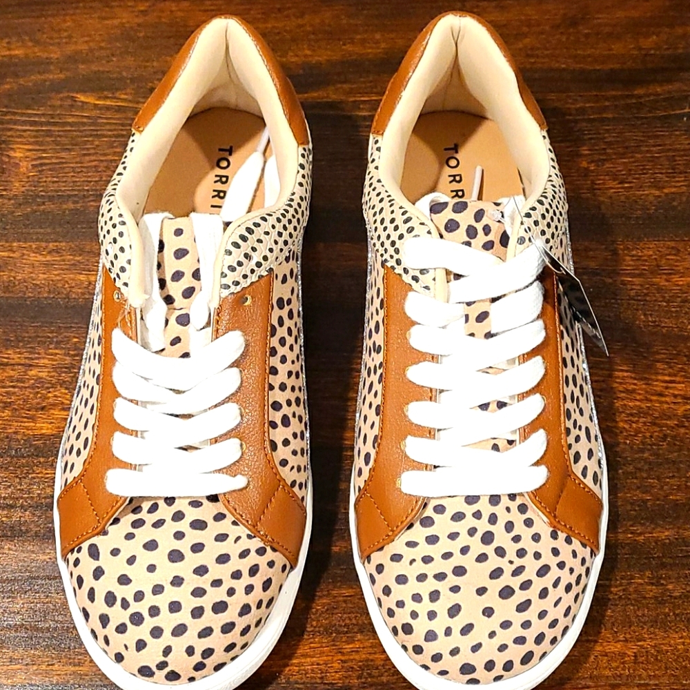 Womens shoes